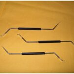 Lžička přelarvovací oboustranná