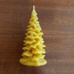 Svíčka z včelího vosku stromek