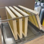 Odvíčkovací talíř nerez s odkládáním