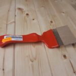 Odvíčkovací vidlička - plastová rukojeť